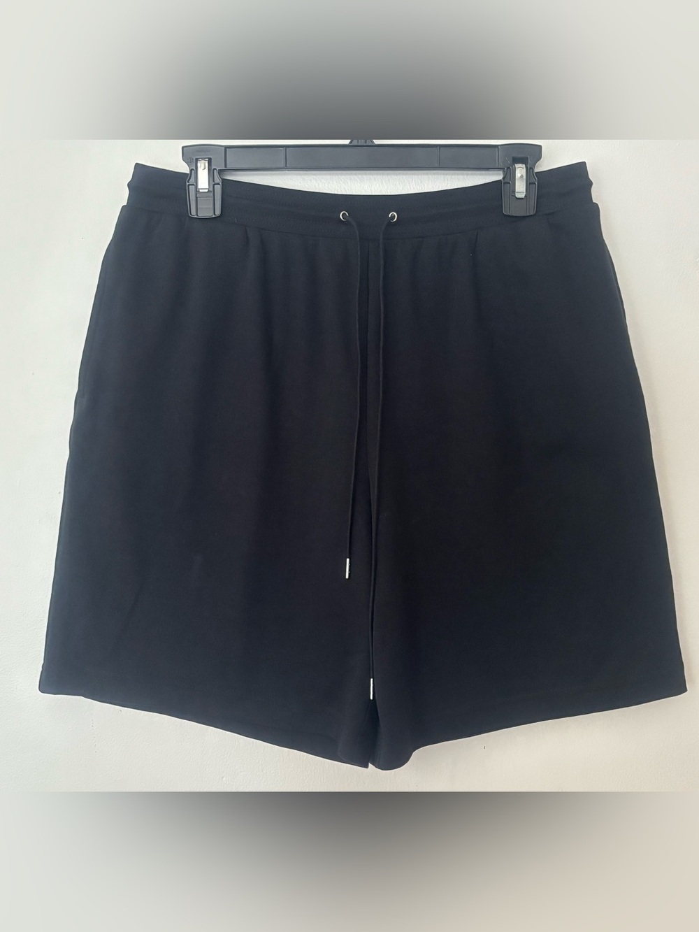 Hasting & Smith Black Bermuda Shorts Women’s Medium Pull On Drawstring